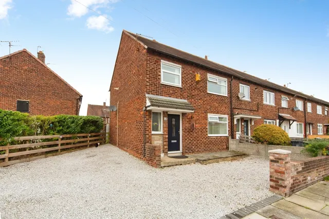 Sarahs Croft, Bootle, L30, photo 2