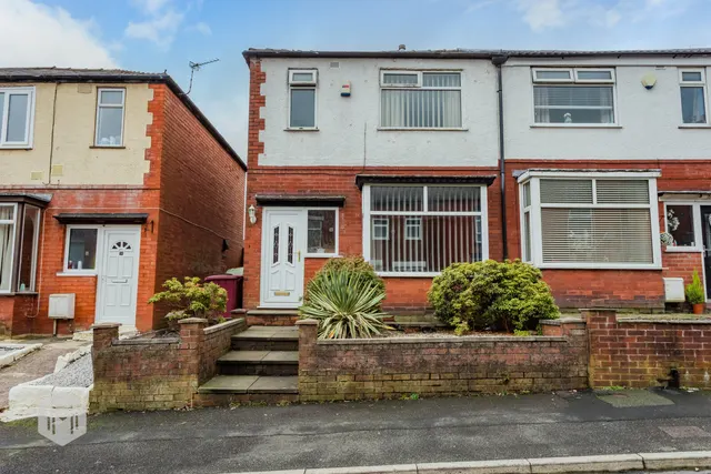 Stanley Road, Bolton, BL1 5JZ, photo 1