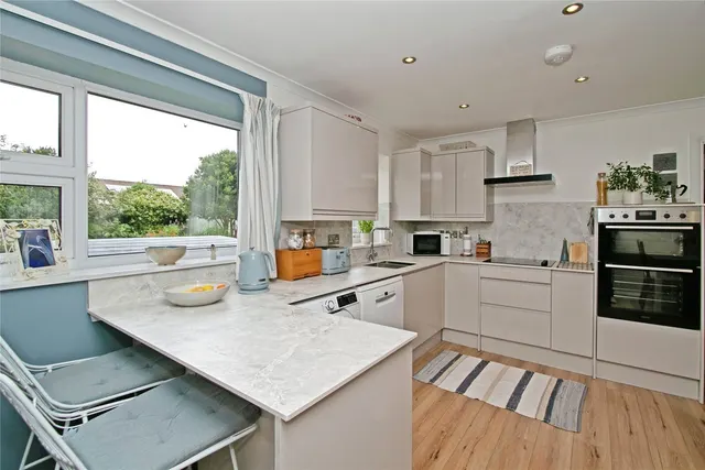 Linley Close, Threemilestone, TR3, photo 2