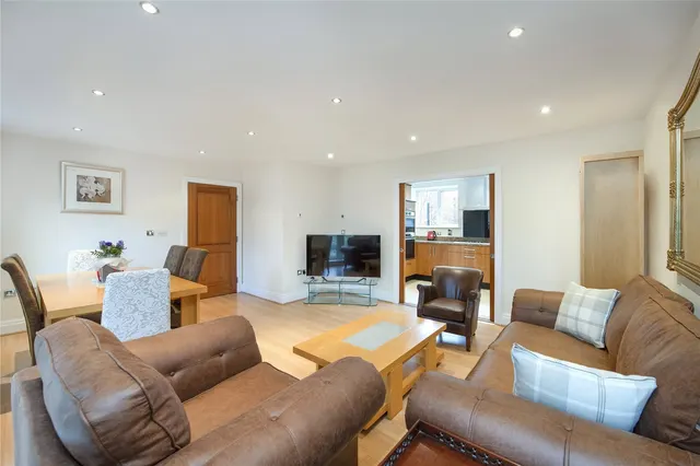 Strand Drive, Richmond, TW9, photo 2