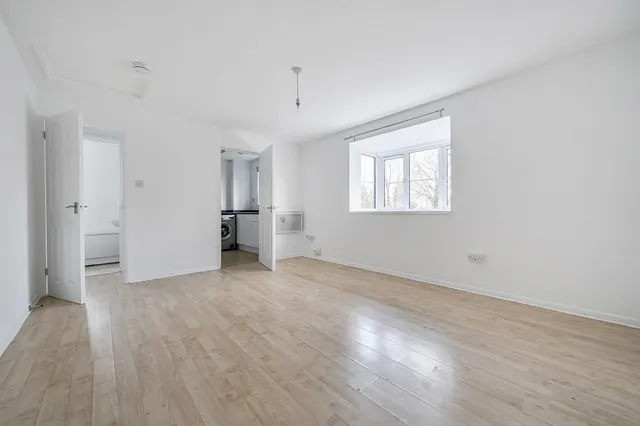 Gladbeck Way, Enfield, EN2, photo 2