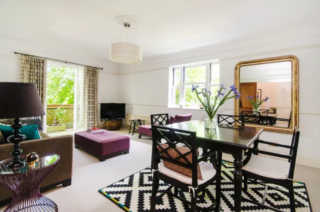 14 Glasfryn Court, Roxeth Hill, Harrow, photo 1