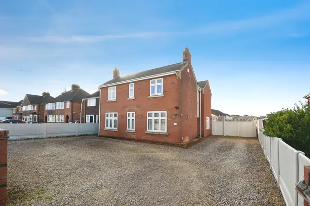 Cressing Road, Braintree, photo 1