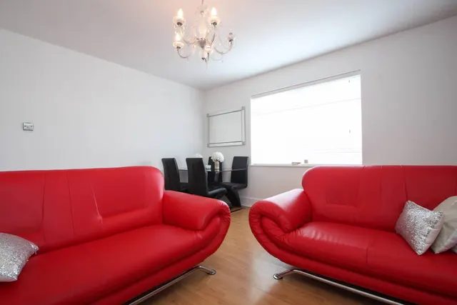 Photo 3 — Leigh Place, Welling