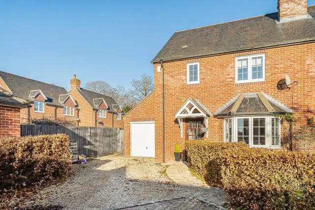 Ferry Way, Cholsey, OX10, photo 1
