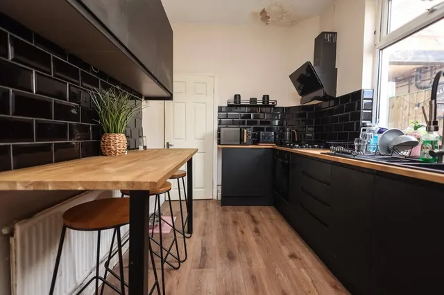 Poplar Road, Smethwick, B66, photo 3