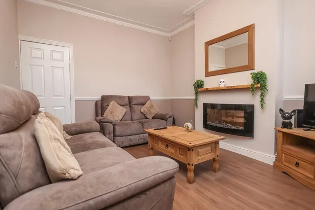 Poplar Road, Smethwick, B66, photo 2