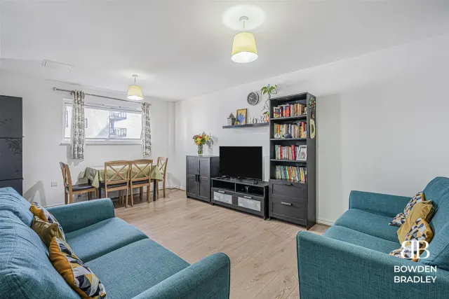 Axon Place, Choice View Centreway Apartments Axon Place, IG1, photo 1