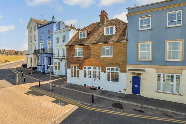 Central Parade, Herne Bay, CT6, photo 2