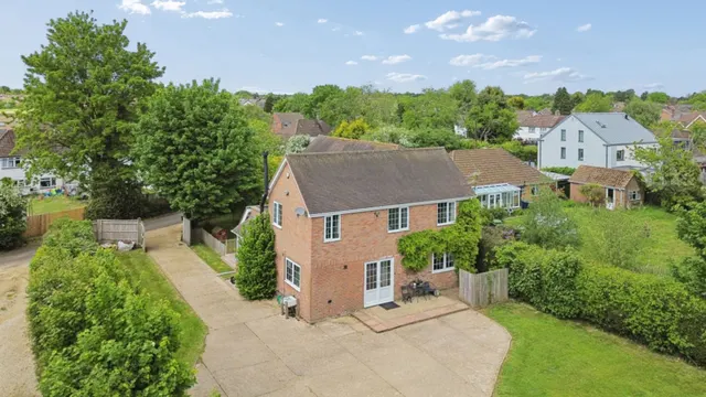 Orchard Lane, Prestwood, HP16, photo 1