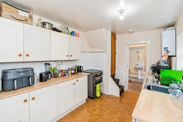Avenue Road, Southampton, SO14, photo 3