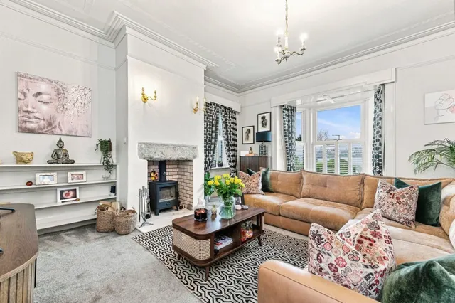 New Street, Cleckheaton, BD19, photo 2