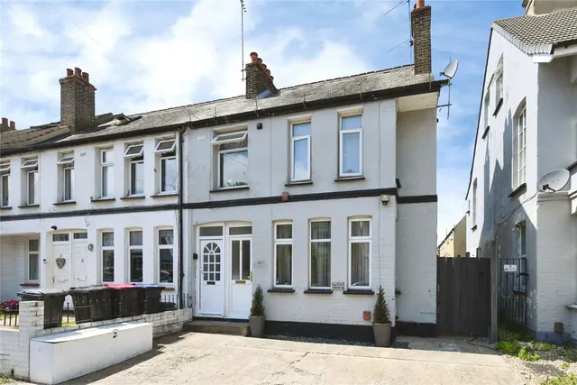 Hildaville Drive, Westcliff -On-Sea, Essex, SS0, photo 1