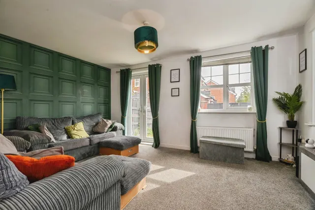 Rona Gardens, Thornaby, TS17, photo 3