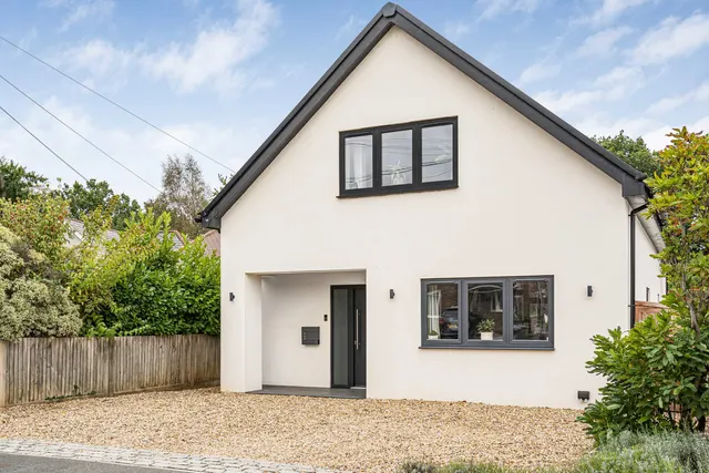 Minster Road, Busbridge, GU7, photo 1