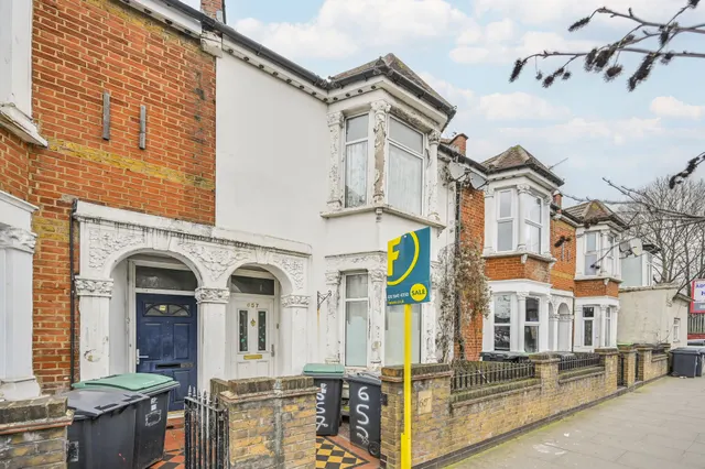 657 Seven Sisters Road, London, photo 1