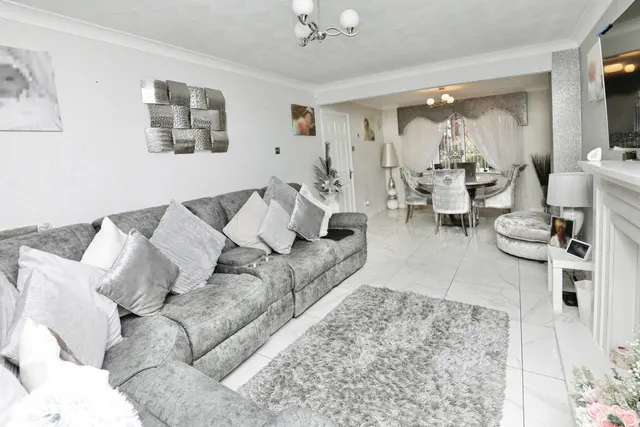 Hever Drive, Liverpool, L26, photo 3