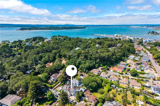 Bingham Avenue, Evening Hill, Poole, BH14, photo 1