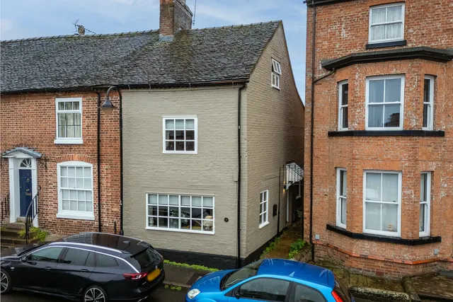 St. Marys Street, Whitchurch, photo 1