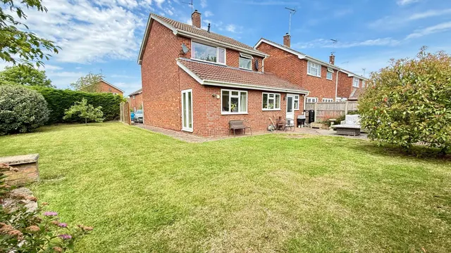 Broadway Close, Bourne, PE10, photo 1