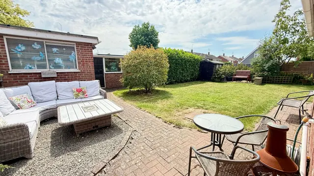 Photo 2 — Broadway Close, Bourne, PE10
