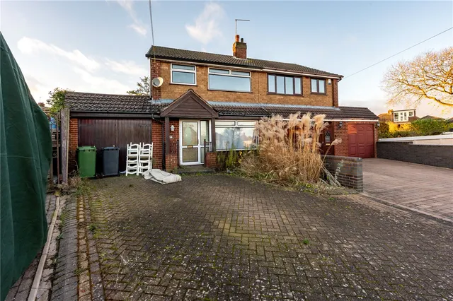 Bowes Road, Rubery, Rednal, Birmingham, B45 9HL, photo 1