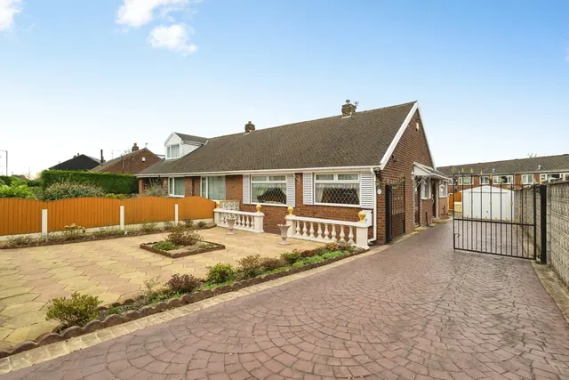 Goodier House Fold, Hyde, Greater Manchester, SK14, photo 1