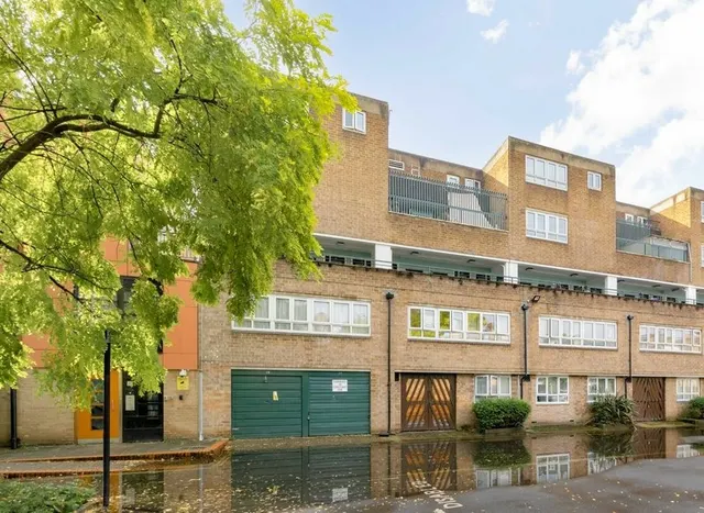 Cheesemans Terrace, West Kensington, W14, photo 1