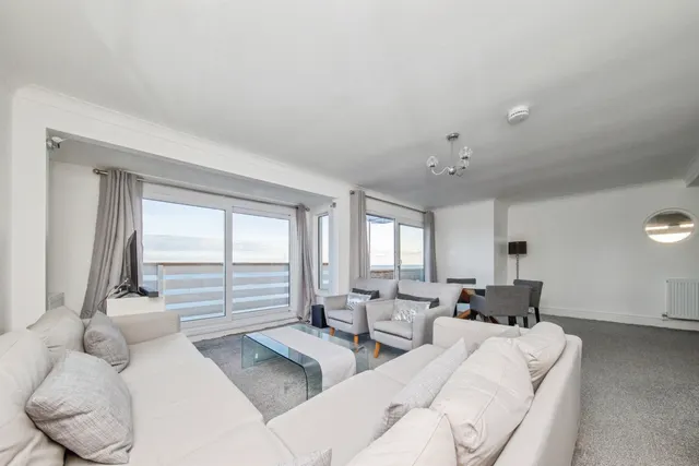 Kings Parade, Clacton-On-Sea, CO15, photo 3