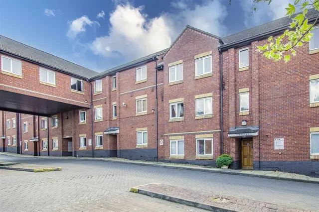 Lahnstein Court, Kettering, photo 2