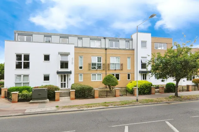 Rayleigh Road, Leigh-on-Sea, Essex, SS9, photo 1