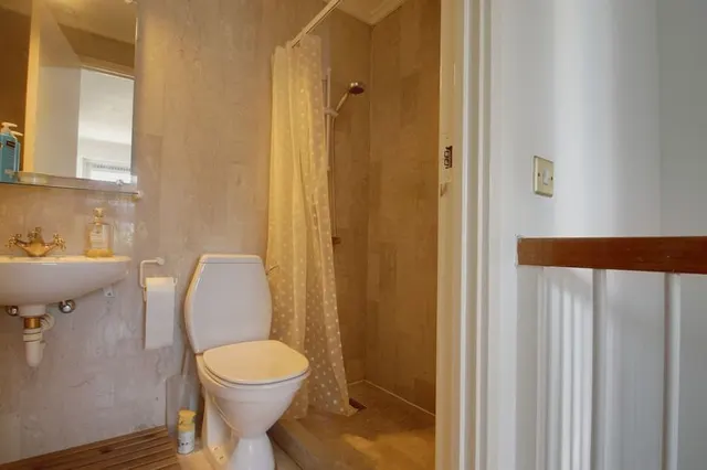 Queen of Denmark Court Surrey Quays, SE16, photo 3