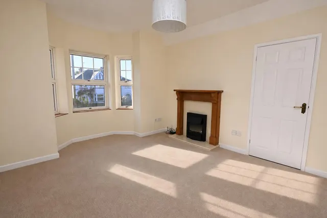 Winchester Road, Basingstoke, photo 3