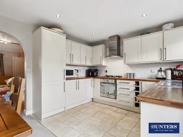 Photo 3 — Bluebell Close, Kendal