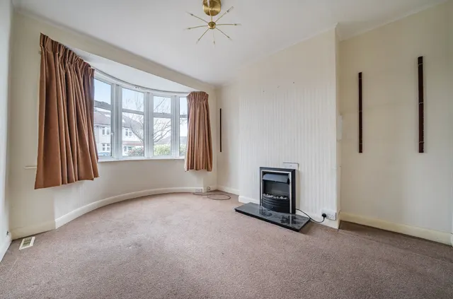 Photo 2 — Wren Road, Sidcup, DA14 4NE