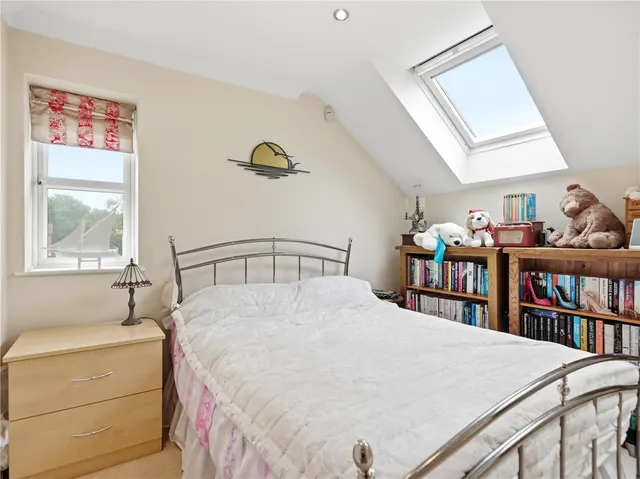 Marian Close, Corfe Mullen, Wimborne, Dorset, BH21, photo 1