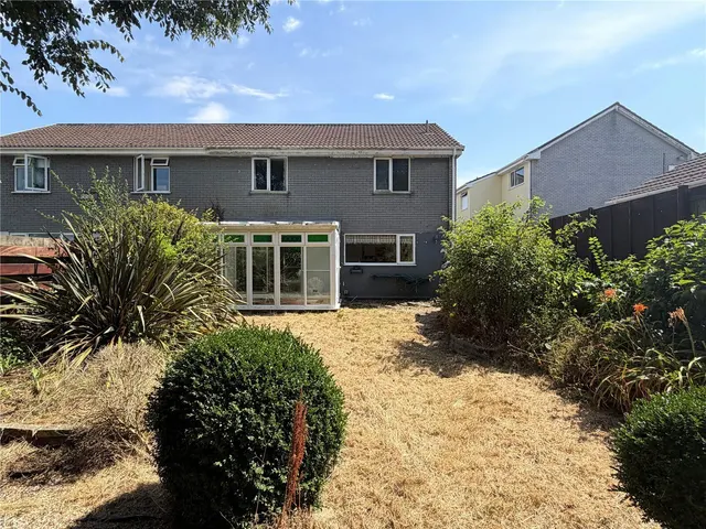 Highwood Park, Dobwalls, PL14, photo 3