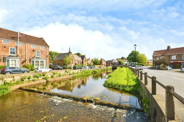 Photo 2 — Levenside, Great Ayton, Middlesbrough, North Yorkshire, TS9
