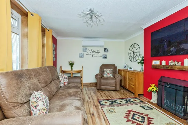 Queens Road, Leicester, LE8, photo 3