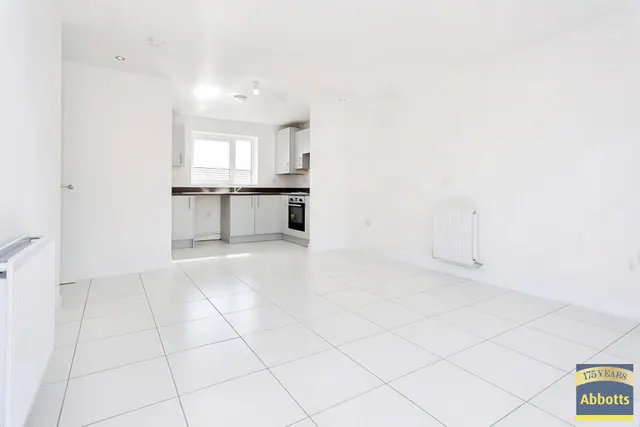 Eagle Way, CB24, photo 3