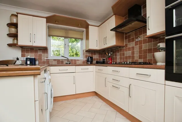 Higher East Street, St. Columb, TR9, photo 3