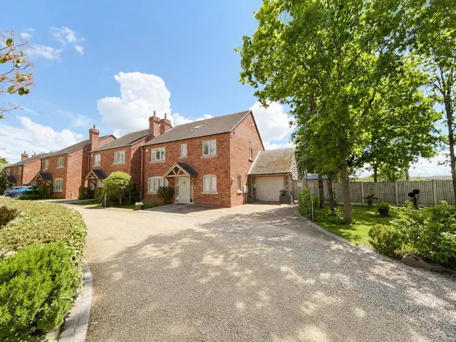 Caulkley View, Swadlincote, DE11, photo 1