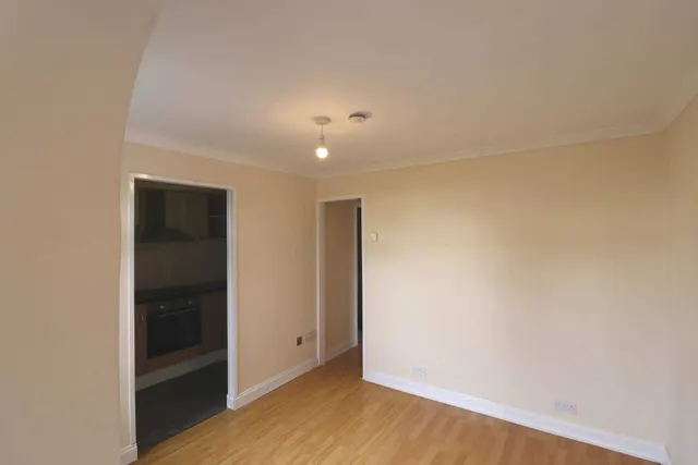 Photo 2 — Dashwood Avenue, High Wycombe, HP12 3EB