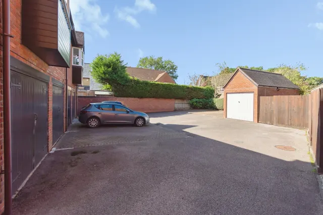 Photo 2 — Dickens Heath Road, Shirley, Solihull