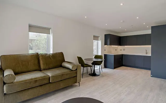 De Bruyne Street, Cambridge, Cambridgeshire, CB5 8FE, photo 1