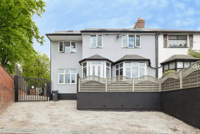 Warwick Road, Acocks Green, Birmingham, West Midlands, B27, photo 1