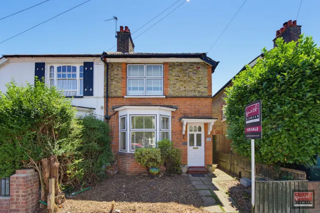 Ruskin Road, Staines-upon-Thames, TW18, photo 1