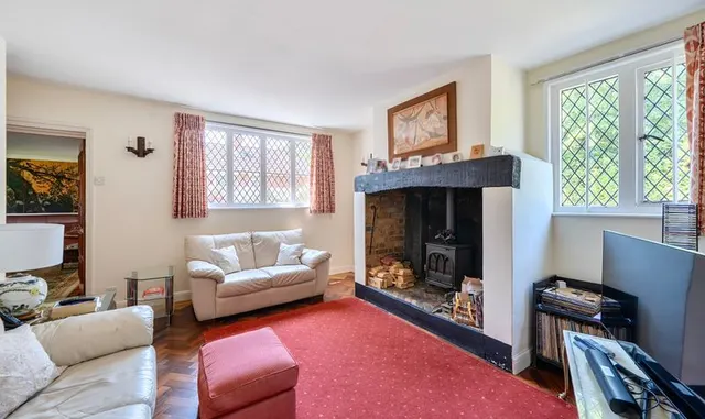 Epsom Road, Ashtead, KT21, photo 3