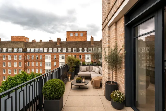 Lucan Place, Chelsea, SW3, photo 3