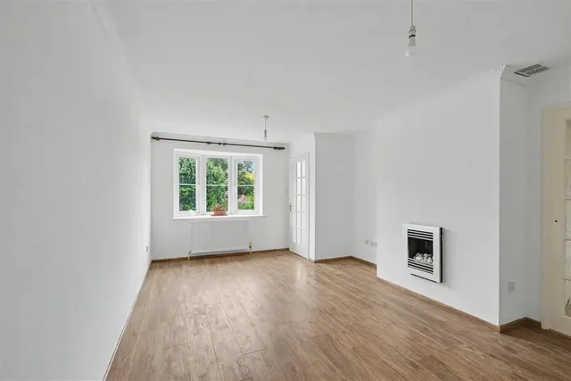 Rugeley Avenue, Long Eaton, NG10, photo 2